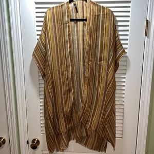 do everything in love striped wrap